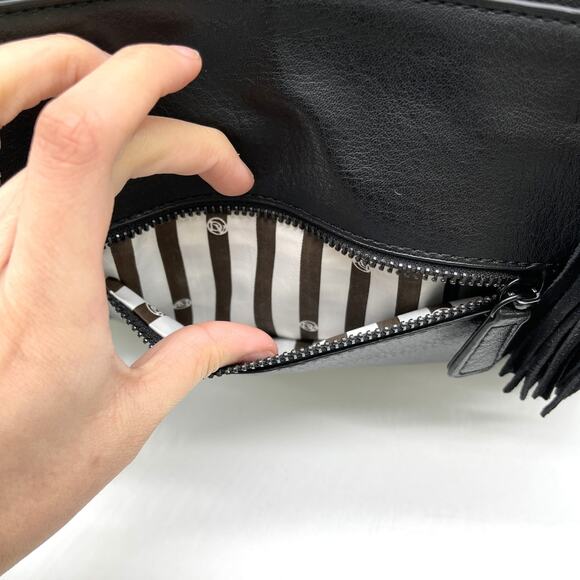 La Diva Crossbody Bag Purse Suede Leather Tasseled Boho Minimalist Grunge Gothic - Picture 14 of 16